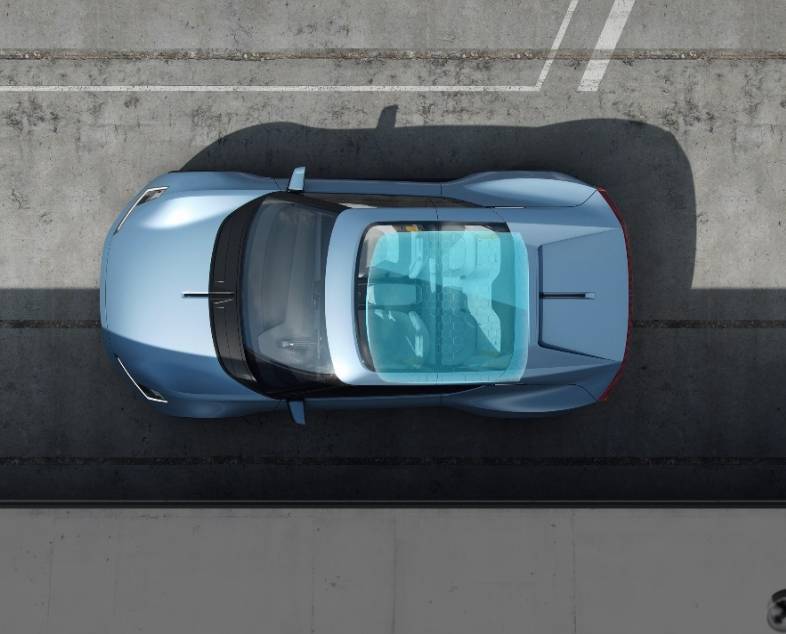 An image of a luxury car to promote CYD Film's cosmo black film 04